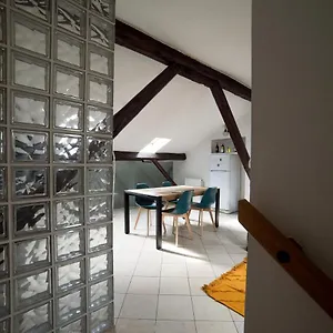 hbhall-navigli-30.italymilanhotels.net/