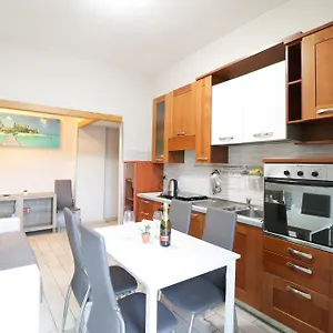 virtus-prestige-suite-apartments.it-romehotels.com/